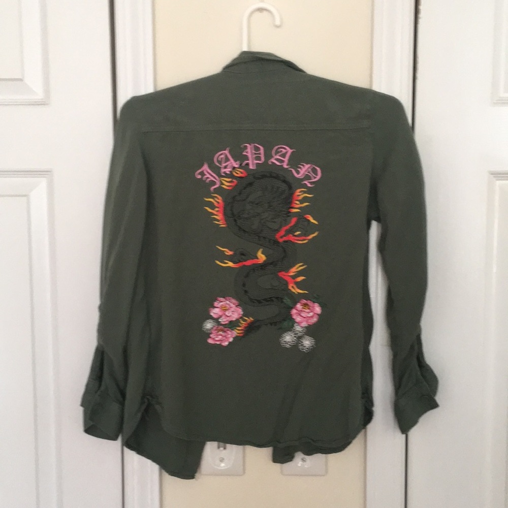 H&M super soft button down shirt small